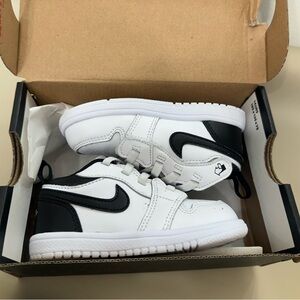 Nike Jordan Low Alt | 7C